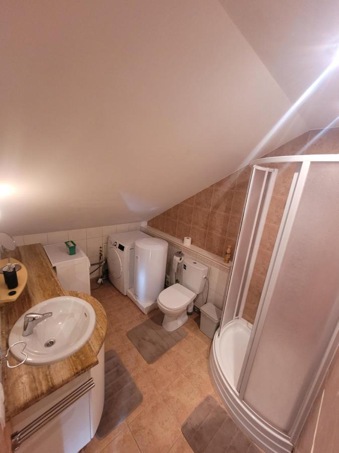 Ferienwohnung D-Mansard, Free Parking, Self-Check-In Klaipėda Exterior foto