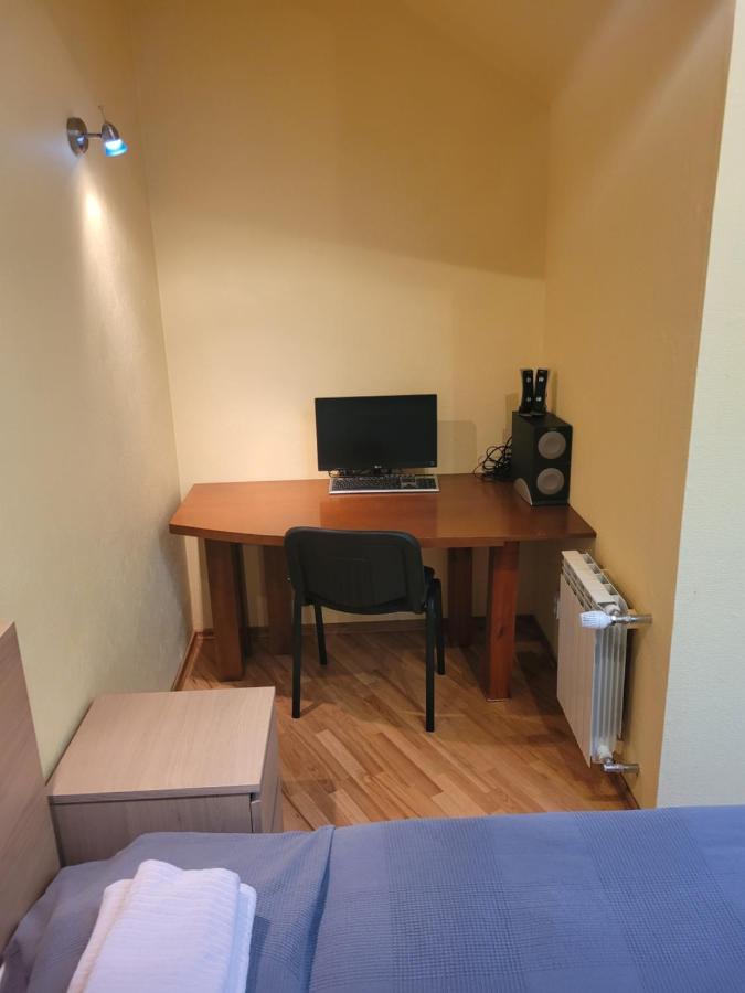 Ferienwohnung D-Mansard, Free Parking, Self-Check-In Klaipėda Exterior foto
